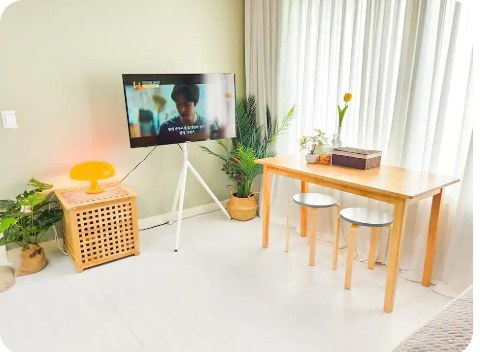 Mangwon-damda Apartment Seoul